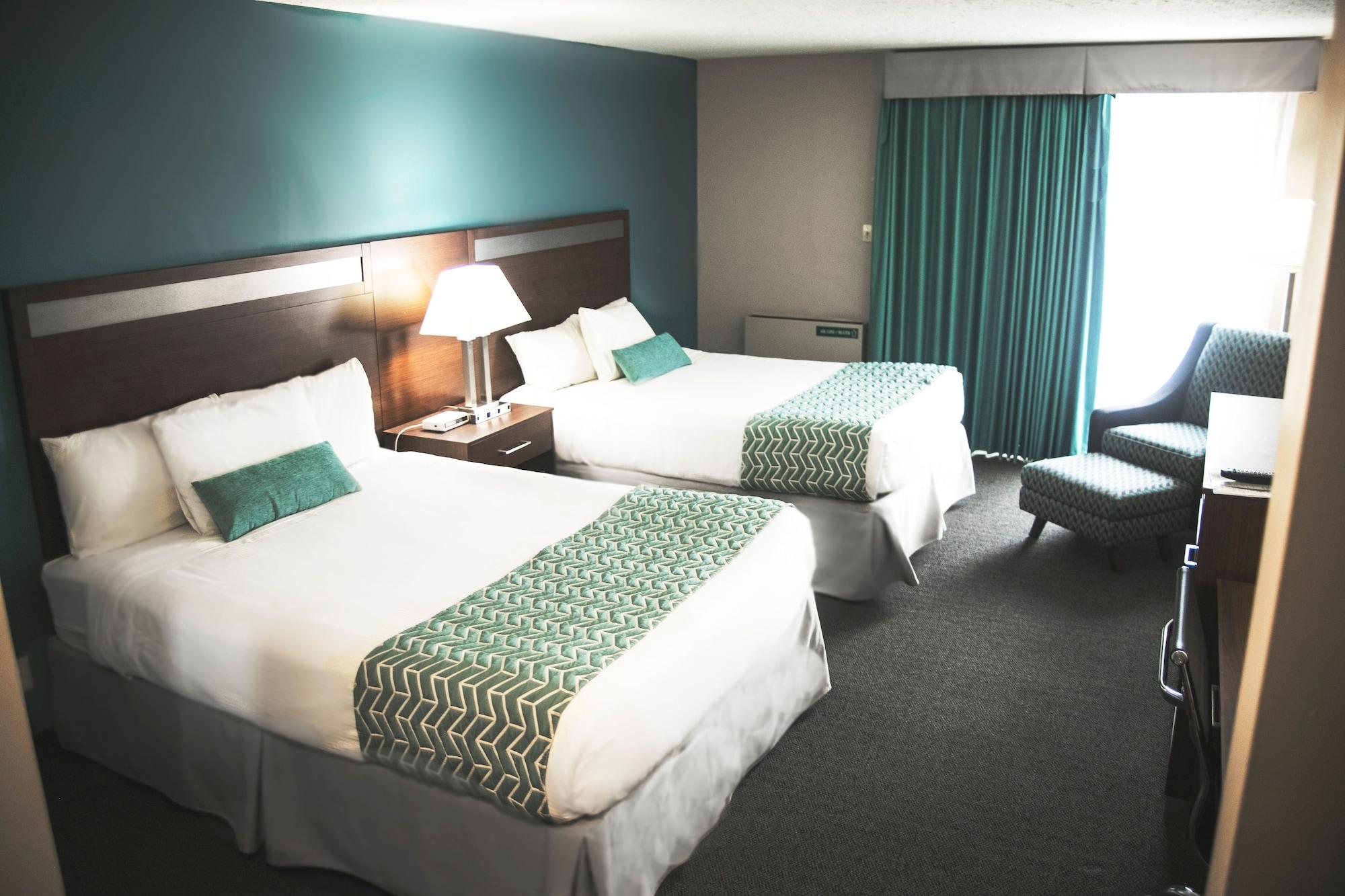 Hotel Ramada By Wyndham Quesnel Zewnętrze zdjęcie